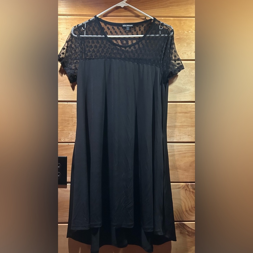 Women’s Black Dress w/ Pockets M